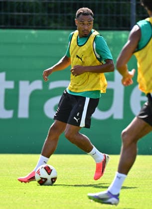 02.07.2026 - Fussball - 2. Bundesliga - Saison 2026 2027 - SpVgg Greuther Fürth Fuerth ( Kleeblatt ) - Training - - xwoxzix - Sacha Banse Bansé (6, SpVgg Greuther Fürth ) *** July 2, 2026 Soccer 2. Bundesliga 2026–2027 Season SpVgg Greuther Fürth Fürth Kleeblatt Training xwoxzix Sacha Banse Bansé 6, SpVgg Greuther Fürth