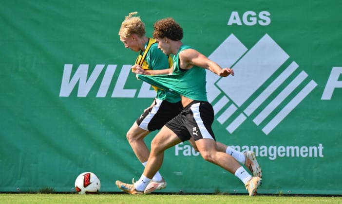 02.07.2026 - Fussball - 2. Bundesliga - Saison 2026 2027 - SpVgg Greuther Fürth Fuerth ( Kleeblatt ) - Training - - xwoxzix - Henri Rothkegel ( SpVgg Greuther Fürth II ) Raul Eliano Marita (38, SpVgg Greuther Fürth ) *** July 2, 2026 Soccer 2. Bundesliga 2026–2027 Season SpVgg Greuther Fürth Fürth Kleeblatt Training xwoxzix Henri Rothkegel SpVgg Greuther Fürth II Raul Eliano Marita 38, SpVgg Greuther Fürth