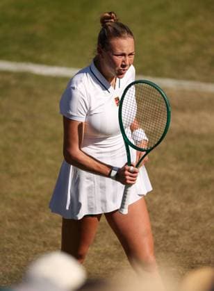 Amanda Anisimova during her second round match Wimbledon Tennis Championships, Day 4, The All England Lawn Tennis and Croquet Club, London, UK - 02 Jul 2026London The All England Lawn Tennis and United Kingdom  Copyright: xEllaxLing Shutterstockx 16970348ah