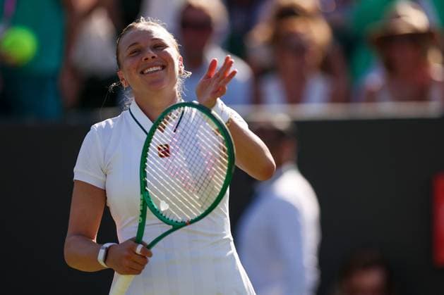 Amanda Anisimova celebrates victory in her second round match Wimbledon Tennis Championships, Day 4, The All England Lawn Tennis and Croquet Club, London, UK - 02 Jul 2026London The All England Lawn Tennis and United Kingdom  Copyright: xEllaxLing Shutterstockx 16970348bn