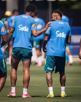 Danilo of Brazil (L) talks with Neymar of Brazil (R) at their New Jersey base the Columbia Park Training Facility in Morristown, NJ, United States. (Photo by Ricardo Nogueira SPP)  Copyright: xRicardoxNogueira SPPx Sportspressphoto_SPR182746