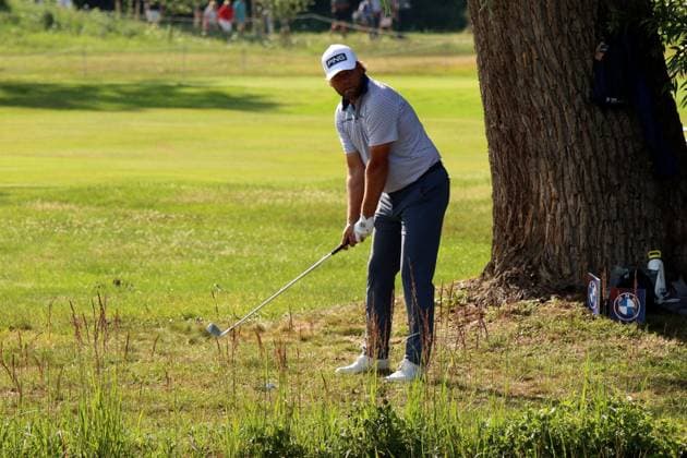 EICHENRIED, GERMANY - JULY 02: In troubel BROWN, Daniel (ENG) at the Round 1 of the BMW International Open, Eichenried, Germany, DP World TOUR, Round 1 on July 02, 2026 in Eichenried, Germany, BMW International Open, Eichenried, Germany, 02.07.2026 Bavaria Germany Copyright: xPhotographer:xNilsxKoepkex