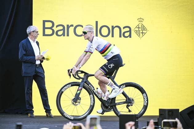 Slovenian Tadej Pogacar of UAE Team Emirates-XRG pictured at the team presentation of the 2026 Tour de France cycling race, Thursday 02 July 2026, in Barcelona, Spain. The 113th edition of the Tour de France starts on Saturday 4 July in Barcelona, Spain, and will finish in Paris, France on the 26th of July. JASPERxJACOBS  x180193521x