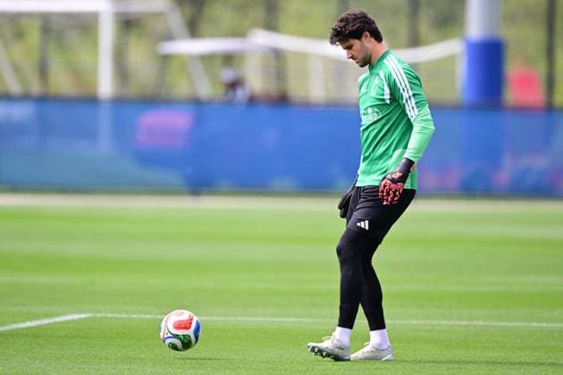 Belgium s goalkeeper Senne Lammens pictured during a training session of Belgian national soccer team Red Devils, on Thursday 02 July 2026 in their base camp, home of the Seattle Sounders, Renton, Seattle, USA. The Rode Duivels - Diables Rouges qualified for the knockout stage of the 2026 FIFA World Cup, WM, Weltmeisterschaft, Fussball where they ll meet USA in the round of 16 on July 7th. DIRKxWAEM  x180194818x