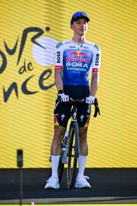 Tour de France 2026 Media Activities 02 07 2026 BARCELONA, SPAIN - JULY 02 : Lipowitz Florian (GER) of Red Bull BORA Hansgrohe on the podium pictured during the teams presentation prior to the 113rd edition of Tour de France an UCI World Tour 2.UWT Team Time Trial stage for Men Elite of 19 km with start in Barcelona and finish in Barcelona on July 2, 2026 in Barcelona, Spain, 02 07 2026 Barcelona Spain  Copyright: xSzymonxGruchalskix