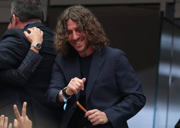 RECORD DATE NOT STATED FIFA World Cup, WM, Weltmeisterschaft, Fussball 2026 - Round of 32 - Spain vs Austria Former Spain international Carles Puyol smiles from the balcony prior the FIFA World Cup 2026 Round of 32 match Spain against Austria, in Los Angeles, USA, 02 July 2026. INGLEWOOD United States  Copyright: xCHRISTOPHERxTORRESx