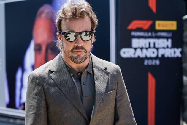 F1 - BRITISH GRAND PRIX 2026 ALONSO Fernando (spa), Aston Martin F1 Team Honda AMR26, portrait during the Formula 1 British Grand Prix 2026, 9th round of the 2026 Formula One World Championship, WM, Weltmeisterschaft from July 3 to 5, 2026 on the Silverstone Circuit, in Silverstone, United Kingdom - SilverstoneUnited Kingdom  Copyright: xPauloxMariax