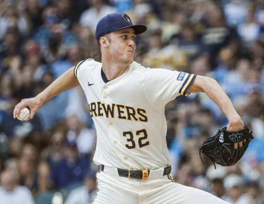 Milwaukee Brewers starting pitcher Jacob Misiorowski throws in the first inning of the MLB, Baseball Herren, USA game between the Cincinnati Reds and the Milwaukee Brewers at American Family Field in Milwaukee, Wisconsin on Thursday, July 2, 2026.  MIL20260702805 TANNENxMAURY