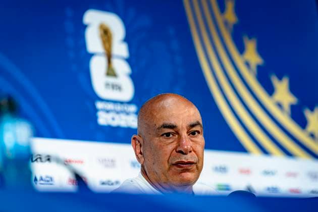 DALLAS - Egypt national coach Hossam Hassan during the 2026 World Cup, Egypt MD-1 press conference, PK, Pressekonferenz at AT&T Stadium on July 2, 2026 in Dallas, United States. (Photo by Stefan Koops EYE4IMAGES DeFodi Images) - *** DALLAS: Egypt national team coach Hossam Hassan during the 2026 World Cup, Egypt Match Day 1 press conference at AT&T Stadium on July 2, 2026, in Dallas, United States. Photo by Stefan Koops, EYE4IMAGES, DeFodi Images