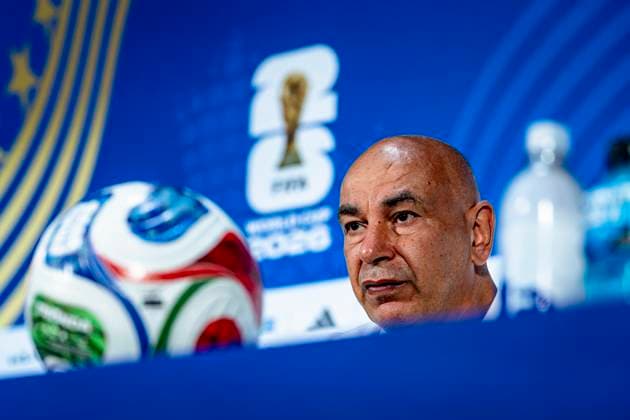DALLAS - Egypt national coach Hossam Hassan during the 2026 World Cup, Egypt MD-1 press conference, PK, Pressekonferenz at AT&T Stadium on July 2, 2026 in Dallas, United States. (Photo by Stefan Koops EYE4IMAGES DeFodi Images) - *** DALLAS: Egypt national team coach Hossam Hassan during the 2026 World Cup, Egypt Match Day 1 press conference at AT&T Stadium on July 2, 2026, in Dallas, United States. Photo by Stefan Koops, EYE4IMAGES, DeFodi Images