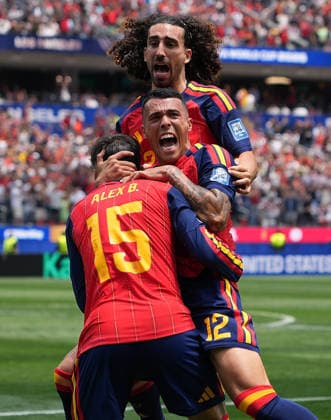 (260703) -- LOS ANGELES, July 3, 2026 -- Pedro Porro (C) of Spain celebrates with teammates after scoring during the round of 32 match between Spain and Austria at the 2026 FIFA World Cup, WM, Weltmeisterschaft, Fussball at Los Angeles Stadium in Los Angeles, the United States, July 2, 2026. ) (SP)U.S.-LOS ANGELES-FOOTBALL-FIFA WORLD CUP-ROUND OF 32-ESP VS AUT ChenxYichen 