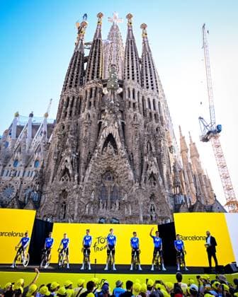 Tour de France 2026 Media Activities 02 07 2026 BARCELONA, SPAIN - JULY 02 : The team of Movistar pictured during the teams presentation prior to the 113rd edition of Tour de France an UCI World Tour 2.UWT Team Time Trial stage for Men Elite of 19 km with start in Barcelona and finish in Barcelona on July 2, 2026 in Barcelona, Spain, 02 07 2026  Copyright: xTomasxSiskx