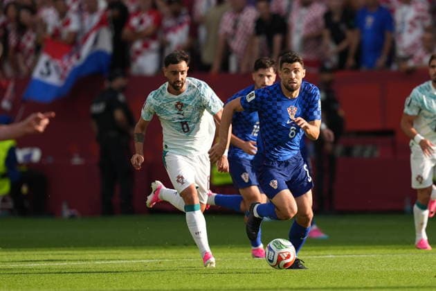 Portugal v Croatia - FIFA World Cup, WM, Weltmeisterschaft, Fussball 2026 - Round of 32 TORONTO, CANADA - JULY 02: Josip Sutalo (6) of Croatia in action during the 2026 FIFA World Cup First Stage Group I match between Portugal and Croatia at Toronto Stadium (BMO Field) in Toronto, Ontario, Canada on July 02, 2026. Mert Alper Dervis Anadolu Ontario Canada. Editorial use only. Please get in touch for any other usage.  Copyright: x2026xAnadoluxMertxAlperxDervisx