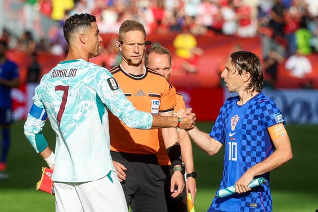 Portugal v Croatia: Round Of 32 - FIFA World Cup, WM, Weltmeisterschaft, Fussball 2026 Cristiano Ronaldo of Portugal and Luka Modric of Croatia during the FIFA World Cup 2026 Round Of 32 match between Portugal and Croatia at Toronto Stadium on July 2, 2026 in Toronto, Canada.  SanjinxStrukic PIXSELL