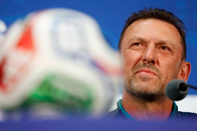 Australian head coach Tony Popovic speaks at a press conference, PK, Pressekonferenz in Dallas, USA 02 July 2026. Australian national team, Nationalteam press conference !ACHTUNG: NUR REDAKTIONELLE NUTZUNG!  Copyright: xMariscalx GR5025 20260702-55020782755_1