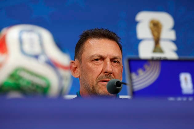 Australian head coach Tony Popovic speaks at a press conference, PK, Pressekonferenz in Dallas, USA 02 July 2026. Australian national team, Nationalteam press conference !ACHTUNG: NUR REDAKTIONELLE NUTZUNG!  Copyright: xMariscalx GR5019 20260702-55020782756_1