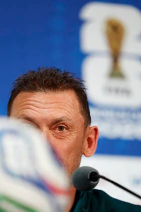 Australian head coach Tony Popovic speaks at a press conference, PK, Pressekonferenz in Dallas, USA 02 July 2026. Australian national team, Nationalteam press conference !ACHTUNG: NUR REDAKTIONELLE NUTZUNG!  Copyright: xMariscalx GR5033 20260702-55020782762_1