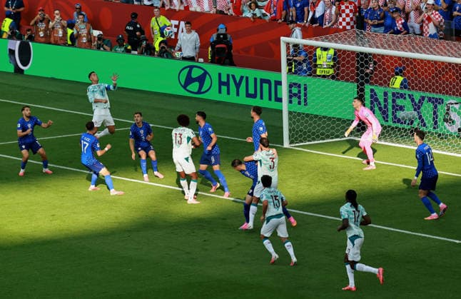 (260703) -- TORONTO, July 3, 2026 -- Cristiano Ronaldo (3rd L) of Portugal competes during the round of 32 match between Portugal and Croatia at the 2026 FIFA World Cup, WM, Weltmeisterschaft, Fussball at Toronto Stadium in Toronto, Canada, July 2, 2026. (Photo by Xinhua) (SP)CANADA-TORONTO-FOOTBALL-FIFA WORLD CUP-ROUND OF 32-POR VS CRO YangxShu 