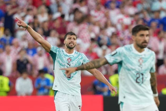 Portugal v Croatia - FIFA World Cup, WM, Weltmeisterschaft, Fussball 2026 - Round of 32 TORONTO, CANADA - JULY 02: Ruben Dias (3) of Portugal reacts during the 2026 FIFA World Cup First Stage Round of 32 match between Portugal and Croatia at Toronto Stadium (BMO Field) in Toronto, Ontario, Canada on July 02, 2026. Mert Alper Dervis Anadolu Ontario Canada. Editorial use only. Please get in touch for any other usage.  Copyright: x2026xAnadoluxMertxAlperxDervisx