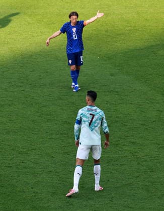 (260703) -- TORONTO, July 3, 2026 -- Luka Modric (top) of Croatia and Cristiano Ronaldo of Portugal compete during the round of 32 match between Portugal and Croatia at the 2026 FIFA World Cup, WM, Weltmeisterschaft, Fussball at Toronto Stadium in Toronto, Canada, July 2, 2026. (Photo by Xinhua) (SP)CANADA-TORONTO-FOOTBALL-FIFA WORLD CUP-ROUND OF 32-POR VS CRO YangxShu 