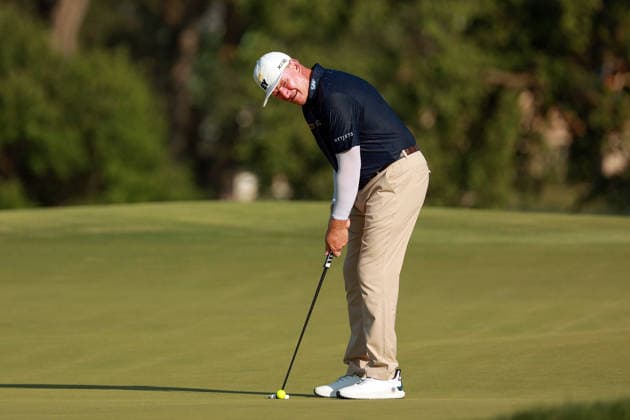 U.S. Senior Open Championship COLUMBUS, OHIO - JULY 2: Ernie Els of South Africa putts on the 18th hole during the first round of the 46th U.S. Senior Open Championship 2026 at Scioto Country Club in Columbus, Ohio USA, July 2, 2026. Columbus Ohio United States  Copyright: xAmyxLemusx originalFilename:lemus-ussenior260702_npSDv.jpg
