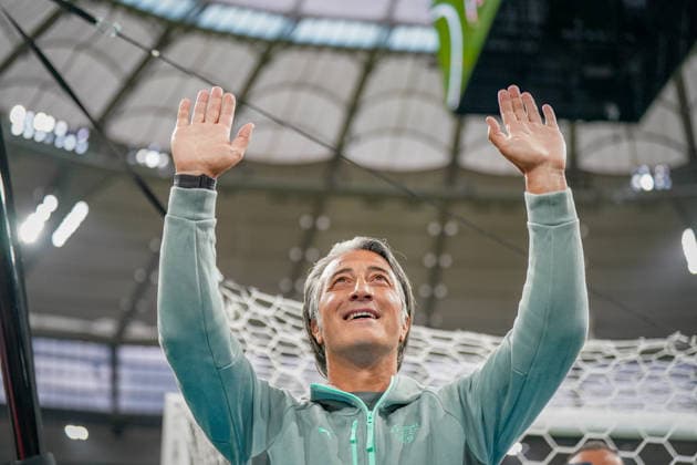 Kanada: Fußball FIFA World Cupl 2026 Sechzehntelfinale - Schweiz vs Algerien - BC Place Vancouver: Murat Yakin (Trainer, Schweiz) Mimik, Gesichtsausdruck, Emotion, Geste, Gestik *** Canada Soccer FIFA World Cup 2026 Round of 32 Switzerland vs. Algeria BC Place, Vancouver Murat Yakin, Coach, Switzerland Facial expressions, emotions, gestures Copyright: xJOERANxSTEINSIEKx