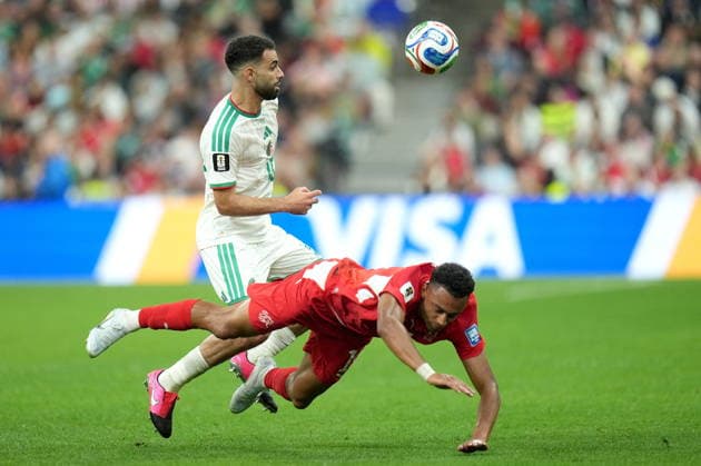FIFA World Cup, WM, Weltmeisterschaft, Fussball 2026 - Round of 32 - Switzerland vs Algeria Dan Ndoye (R) of Switzerland and Rayan Ait-Nouri of Algeria in action during the FIFA World Cup 2026 Round of 32 match Switzerland against Algeria, in Vancouver, Canada, 02 July 2026. VANCOUVER Canada  Copyright: xBOBxFRIDx