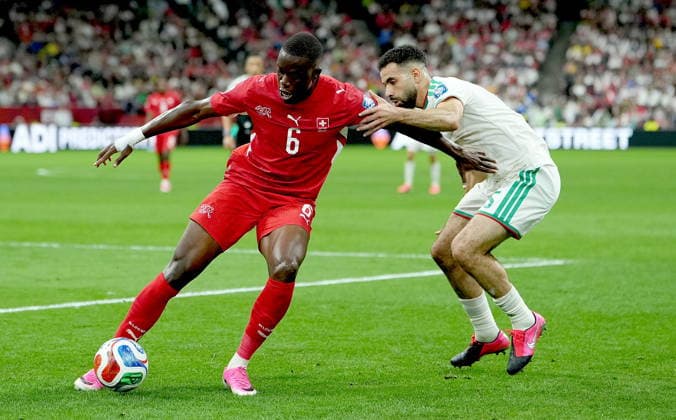 FIFA World Cup, WM, Weltmeisterschaft, Fussball 2026 - Round of 32 - Switzerland vs Algeria Denis Zakaria (L) of Switzerland and Rayan Ait-Nouri of Algeria in action during the FIFA World Cup 2026 Round of 32 match Switzerland against Algeria, in Vancouver, Canada, 02 July 2026. VANCOUVER Canada  Copyright: xBOBxFRIDx