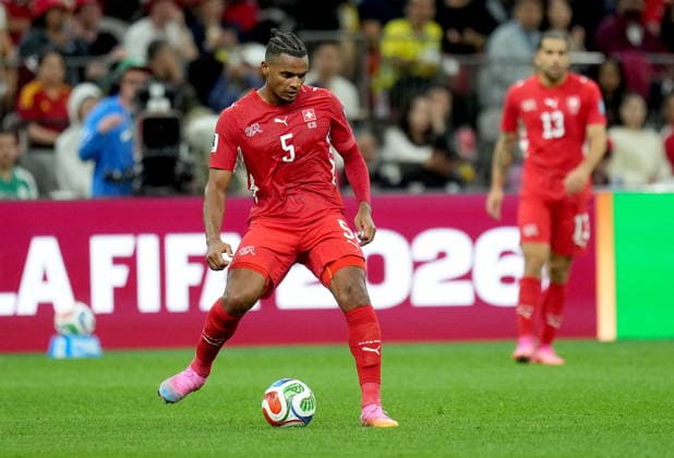FIFA World Cup, WM, Weltmeisterschaft, Fussball 2026 - Round of 32 - Switzerland vs Algeria Manuel Akanji of Switzerland in action during the FIFA World Cup 2026 Round of 32 match Switzerland against Algeria, in Vancouver, Canada, 02 July 2026. VANCOUVER Canada  Copyright: xBOBxFRIDx