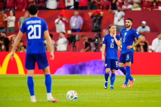 July 2, 2026, Toronto, On, CANADA: Croatia s Luka Modric (10), Josip Sutalo (6) and Igor Matanovic (20) react as they wait for the game to resume after a Portugal goal during the second half of a World Cup round of 32 soccer match, in Toronto on Thursday, July 2, 2026. Canada News - July 2, 2026  - ZUMAc35_ 20260702_zaf_c35_236 Copyright: xChrisxYoungx