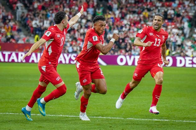Kanada: Fußball FIFA World Cup, WM, Weltmeisterschaft, Fussball 2026 Sechzehntelfinale - Schweiz vs Algerien - BC Place Stadium Vancouver: Tor und Torjubel zum 2:0 durch Dan Ndoye (Schweiz, 11) Freude, Emotionen, Jubel *** Canada Soccer 2026 FIFA World Cup Round of 32 Switzerland vs. Algeria BC Place Stadium, Vancouver Goal and celebration of the 2-0 score by Dan Ndoye (Switzerland), 11 Joy, emotions, cheering Copyright: xJOERANxSTEINSIEKx