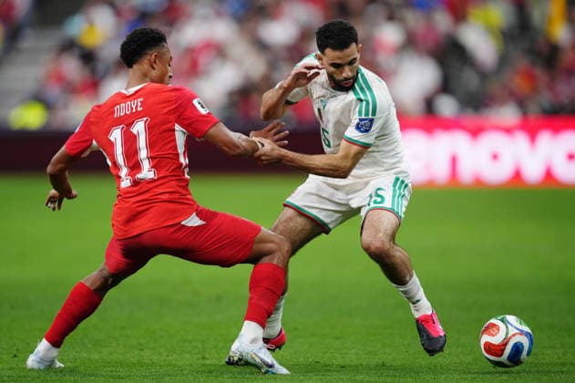 July 2, 2026, Vancouver, Bc, CANADA: Switzerland s Dan Ndoye (11) and Algeria s Rayan Ait-Nouri (15) vie for the ball during the first half of a World Cup Round of 32 soccer match, in Vancouver, on Thursday, July 2, 2026. Canada News - July 2, 2026  - ZUMAc35_ 20260702_zaf_c35_326 Copyright: xEthanxCairnsx