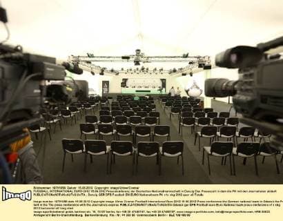 Football, EURO 2012, Media representatives at the DFB press conference