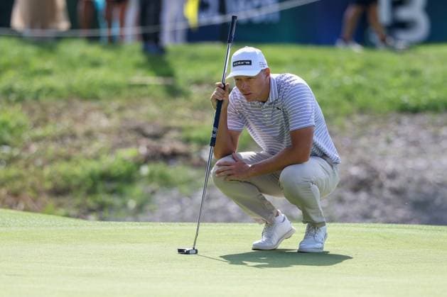Matti Schmid (GER) beim lesen der Puttlinie, 37. BMW International Open 2026, Golf, DP World Tour, Herren, Runde 2, 03.07.2026 Eichenried Bayern Deutschland *** Matti Schmid (GER) reading the putt line, 37th BMW International Open 2026, Golf, DP World Tour, Men s, Round 2, July 3, 2026, Eichenried, Bavaria, Germany Copyright: xkolbert-press ChristianxKolbertx