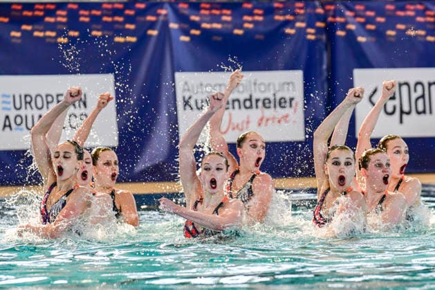 SYNCHRONSCHWIMMEN - Team Weißrussland (BLR) bei den Jugend-Europameisterschaften im Synchronschwimmen in der Disziplin Team Technische Kür Finale in München am 02.07.2026, Deutschland, Oberbayern München Olympia-Schwimhalle Bayern Deutschland *** SYNCHRONIZED SWIMMING: Team Belarus (BLR) at the European Junior Synchronized Swimming Championships in the Team Technical Routine Final in Munich on July 2, 2026, Germany, Upper Bavaria, Munich Olympic Swimming Hall, Bavaria, Germany