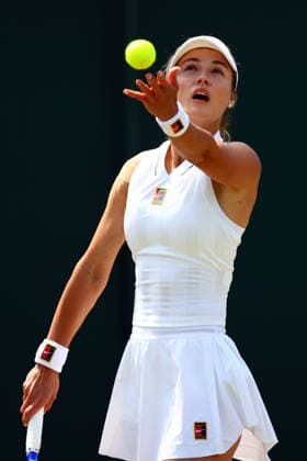 Anna Kalinskaya during her third round match Wimbledon Tennis Championships, Day 5, The All England Lawn Tennis and Croquet Club, London, UK - 03 Jul 2026London The All England Lawn Tennis and United Kingdom  Copyright: xJamesxMarsh Shutterstockx 16970347m