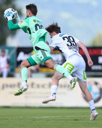 SOCCER - Sturm vs Kosice, test match IRDNING,AUSTRIA,03.JUL.26 - SOCCER - ADMIRAL Bundesliga, Nike liga, SK Sturm Graz vs FC Kosice, test match. Image shows Aleksandar Kahvic (Kosice) and Luca Weinhandl (Sturm).  GEPAxpictures xHaraldxSteiner