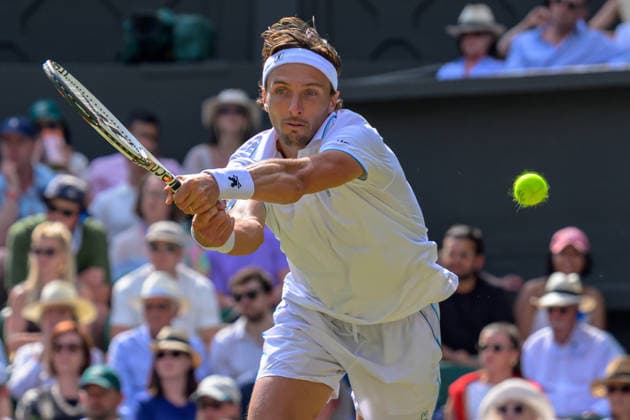Day Five: The Championships - Wimbledon 2026 LONDON, ENGLAND JULY 03 - Arthur Rinderknech of France during Gentlemen s Single Third Round against Novak Djokovic of Serbia at The Wimbledon Lawn Tennis Championship at Wimbledon on July 03, 2026 in London, England. (Photo by Keeran Marquis)  Copyright: xKeeranxMarquis Fotoarena SPPx Sportspressphoto_SPR183752