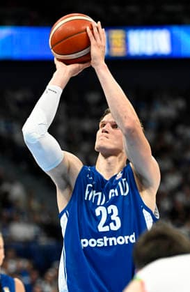LKS 20260703 Finland s Lauri Markkanen shoots during the men s FIBA World Cup basketball qualifying match between Finland and Hungary in Helsinki, Finland, on July 3, 2026. - EMMI KORHONEN Helsinki Finland bBQOVMQRwV0  Copyright: xEmmixKorhonenx bBQOVMQRwV0