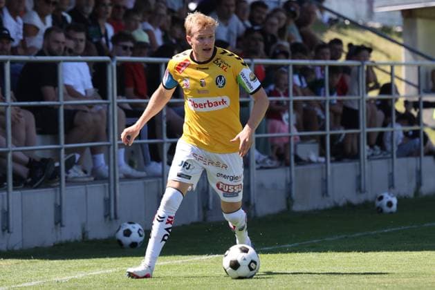 03.07.2026, AUT, St.Roman, Testspiel SV Ried vs Jahn Regensburg, Im Bild: Philip Weissenbacher, Fotocredit Reinhard Schröckelsberger *** July 3, 2026, Austria, St. Roman, Friendly Match: SV Ried vs. Jahn Regensburg. Pictured: Philip Weissenbacher. Photo credit: Reinhard Schröckelsberger