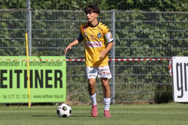03.07.2026, AUT, St.Roman, Testspiel SV Ried vs Jahn Regensburg, Im Bild: Leonit Zeqiri, Fotocredit Reinhard Schröckelsberger *** July 3, 2026, Austria, St. Roman, Friendly Match: SV Ried vs. Jahn Regensburg. Pictured: Leonit Zeqiri. Photo credit: Reinhard Schröckelsberger