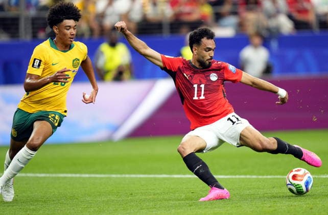 FIFA World Cup, WM, Weltmeisterschaft, Fussball 2026 - Round of 32 - Australia vs Egypt Lucas Herrington of Australia (L) and Mostafa Ziko of Egypt in action during the FIFA World Cup 2026 Round of 32 match Australia against Egypt, in Dallas, USA, 03 July 2026. DALLAS United States  Copyright: xJEFFREYxMCWHORTERx