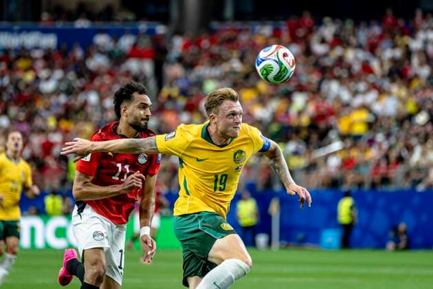 DALLAS - (lr) Mostafa Zico of Egypt and Harry Souttar of Australia during the 2026 World Cup match between Australia and Egypt at Dallas Stadium on July 3, 2026, in Dallas, United States. (Photo by Stefan Koops EYE4IMAGES DeFodi Images) - *** DALLAS — Mostafa Zico of Egypt and Harry Souttar of Australia during the 2026 World Cup match between Australia and Egypt at Dallas Stadium on July 3, 2026, in Dallas, United States. Photo by Stefan Koops, EYE4IMAGES, DeFodi Images