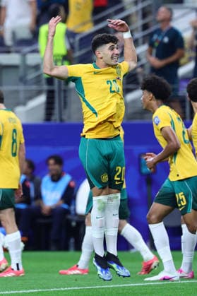 Cristian Volpato of Australia celebrates Mohamed Hany of Egypt own goal for Australia with the fans during the FIFA World Cup, WM, Weltmeisterschaft, Fussball 2026 last 32 match between Australia and Egypt at AT&T Stadium, Dallas, USA on 3 July 2026. Copyright: xPeterxDovganx 45210044