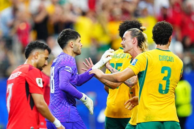 Australia v Egypt - FIFA World Cup, WM, Weltmeisterschaft, Fussball 2026 - Round of 32 ARLINGTON, USA - JULY 03: Goalkeeper Patrick Beach of Australia gestures during the 2026 FIFA World Cup Round of 32 match between Australia and Egypt at Dallas Stadium in Arlington, Texas, United States on July 03, 2026. Evrim Aydin Anadolu Texas United States. Editorial use only. Please get in touch for any other usage.  Copyright: x2026xAnadoluxEvrimxAydinx
