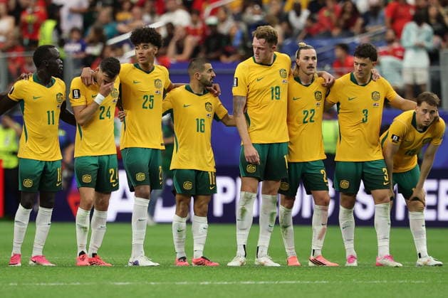 FIFA World Cup, WM, Weltmeisterschaft, Fussball 2026 - Round of 32 - Australia vs Egypt Harry Souttar (4-R) of Australia and his teammates react during the penalty shootout of the FIFA World Cup 2026 Round of 32 match Australia against Egypt, in Dallas, USA, 03 July 2026. DALLAS United States  Copyright: xCHRISTOPHERxNEUNDORFx