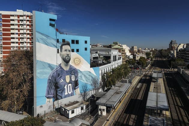 Murals across Buenos Aires depict football legends Diego Maradona and Messi BUENOS AIRES, ARGENTINA – JULY 3: A mural depicting football legend Lionel Messi is seen in Buenos Aires, Argentina, on July 3, 2026. Buenos Aires is home to dozens of murals depicting football legends Lionel Messi and Diego Maradona, turning the city s streets into an open-air gallery. Neighborhoods including La Paternal, San Telmo, Palermo, La Boca, and Villa del Parque feature vibrant street art paying tribute to Argentina s two greatest football icons. The city s football culture also extends beyond the murals, with fans dressed as Messi and Maradona and shops displaying merchandise dedicated to both players. Matias Baglietto Anadolu Buenos Aires Argentina. Editorial use only. Please get in touch for any other usage.  Copyright: x2026xAnadoluxMatiasxBagliettox