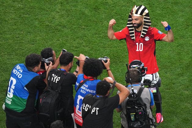 Mohamed Salah (R) of Egypt celebrates at the end of the 2026 FIFA World Cup, WM, Weltmeisterschaft, Fussball Round match between Australia and Egypt at AT&T Stadium in Arlington, USA 03 July 2026. World Cup FIFA 2026: Australia - Egypt !ACHTUNG: NUR REDAKTIONELLE NUTZUNG!  Copyright: xKennethxFernandezx AMDEP7992 20260703-55020793558_1