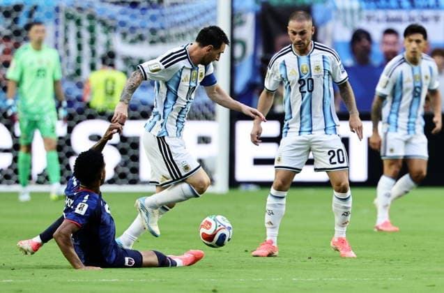 FIFA World Cup, WM, Weltmeisterschaft, Fussball 2026 - Round of 32 - Argentina vs Cape Verde Lionel Messi of Argentina in action during the FIFA World Cup 2026 Round of 32 match Argentina against Cape Verde, in Miami, USA, 03 July 2026. MIAMI United States  Copyright: xRONALDxWITTEKx