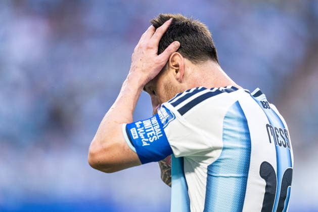 260704 Lionel Messi of Argentina looks dejected after 1-1 during the FIFA World Cup, WM, Weltmeisterschaft, Fussball 2026 round of 32 football match between Argentina and Cabo Verde on July 4, 2026 in Miami. Photo: Jon Olav Nesvold BILDBYRAN COP 217 JE0139 fotboll football soccer fotball vm fotbolls-vm fotball-vm fotbolls-vm 2026 fifa world cup 2026 sextondelsfinal round of 32 23 bbeng depp *** July 4, 2026: Lionel Messi of Argentina looks dejected after the 1–1 draw during the Round of 32 soccer match between Argentina and Cabo Verde at the 2026 FIFA World Cup on July 4, 2026 in Miami. Photo by Jon Olav Nesvold. BILDBYRAN COP 217 JE0139 soccer football fotball World Cup soccer World Cup 2026 FIFA World Cup 2026 Round of 32 23 bbeng depp  Copyright: JONxOLAVxNESVOLD BB260704JE074
